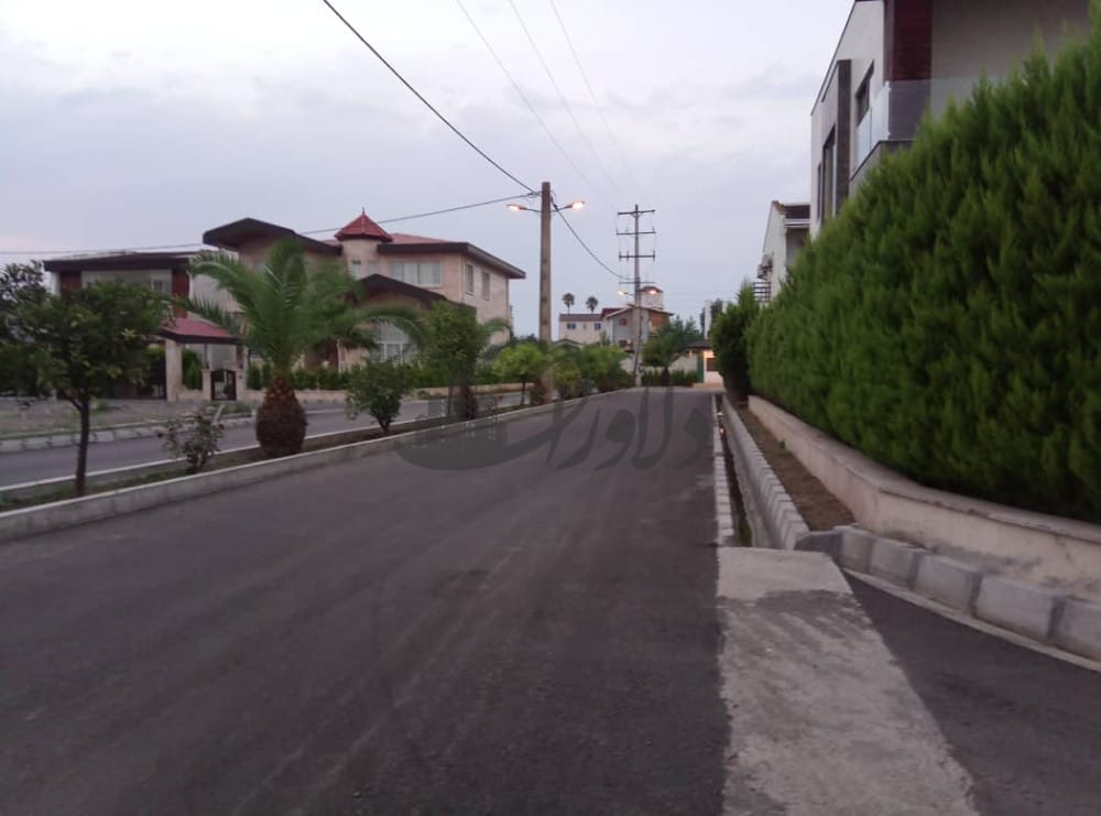 فروش ویلا دوبلکس شهرکی با متریال به روز  در ایزدشهر