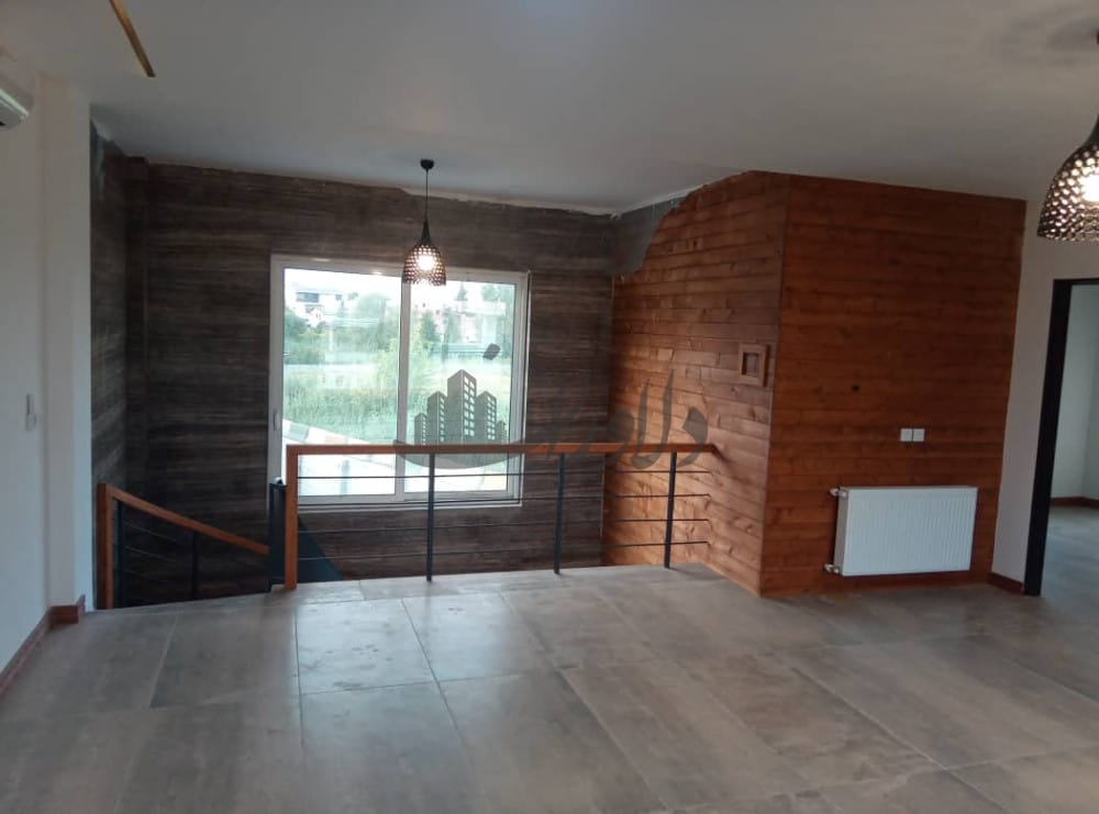 فروش ویلا دوبلکس شهرکی با متریال به روز  در ایزدشهر