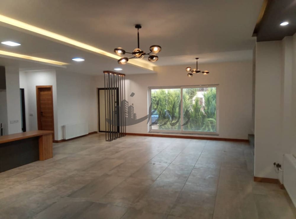 فروش ویلا دوبلکس شهرکی با متریال به روز  در ایزدشهر