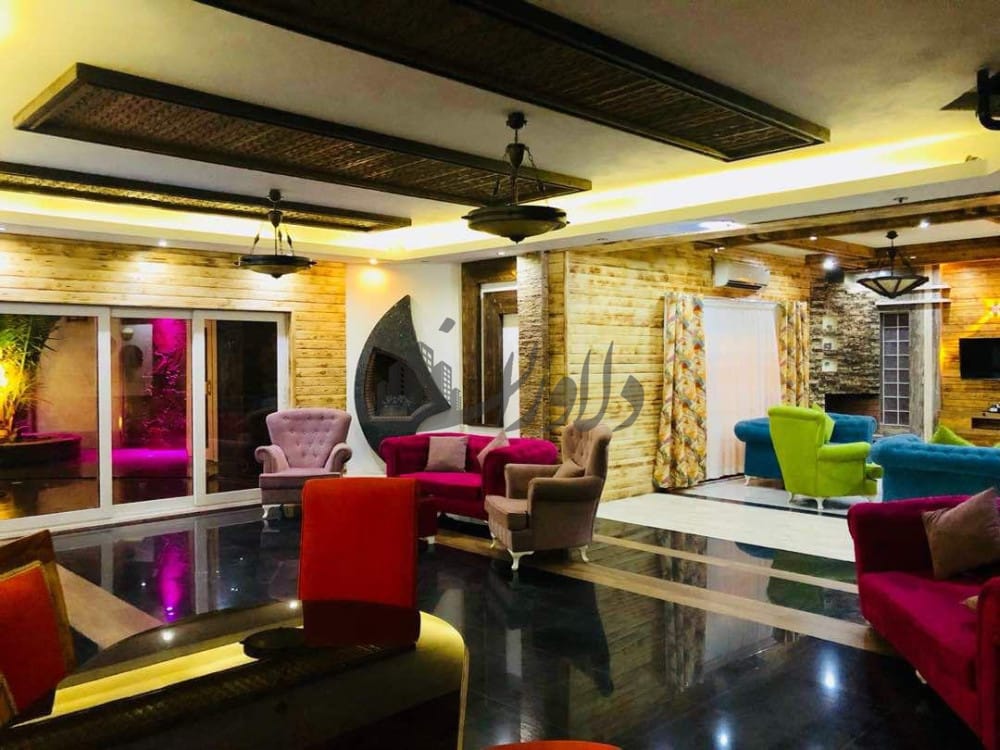 ویلای استخردار  فول امکانات   اجاره شبانه