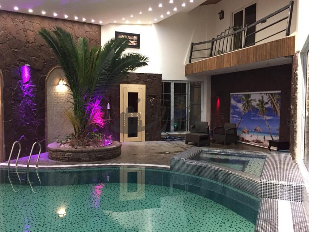 ویلای استخردار  فول امکانات   اجاره شبانه