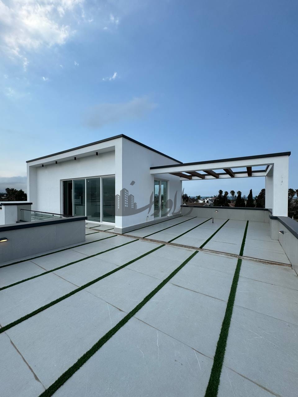 فروش ویلا ۵۳۰متری دوبلکس استخردار  جنگلی