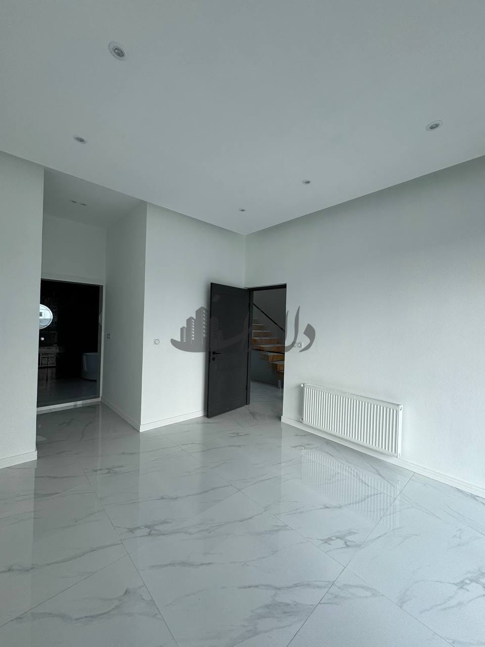 فروش ویلا ۵۳۰متری دوبلکس استخردار  جنگلی