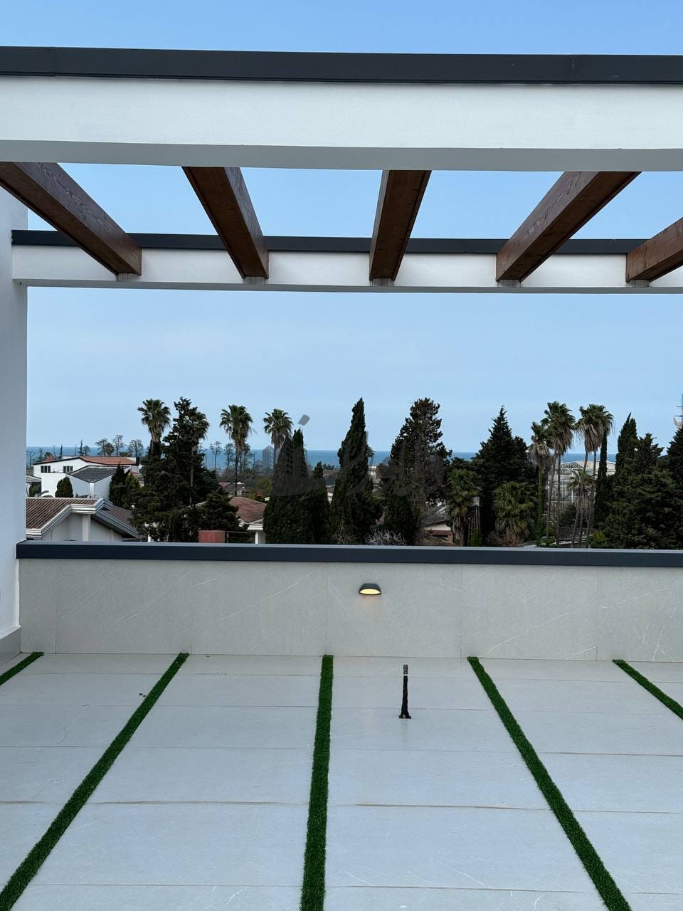 فروش ویلا ۵۳۰متری دوبلکس استخردار  جنگلی