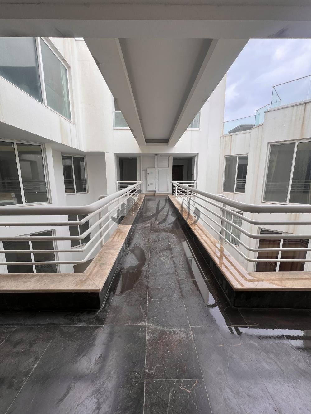 فروش آپارتمان لوکس در شهرک ساحلی ایزدشهر