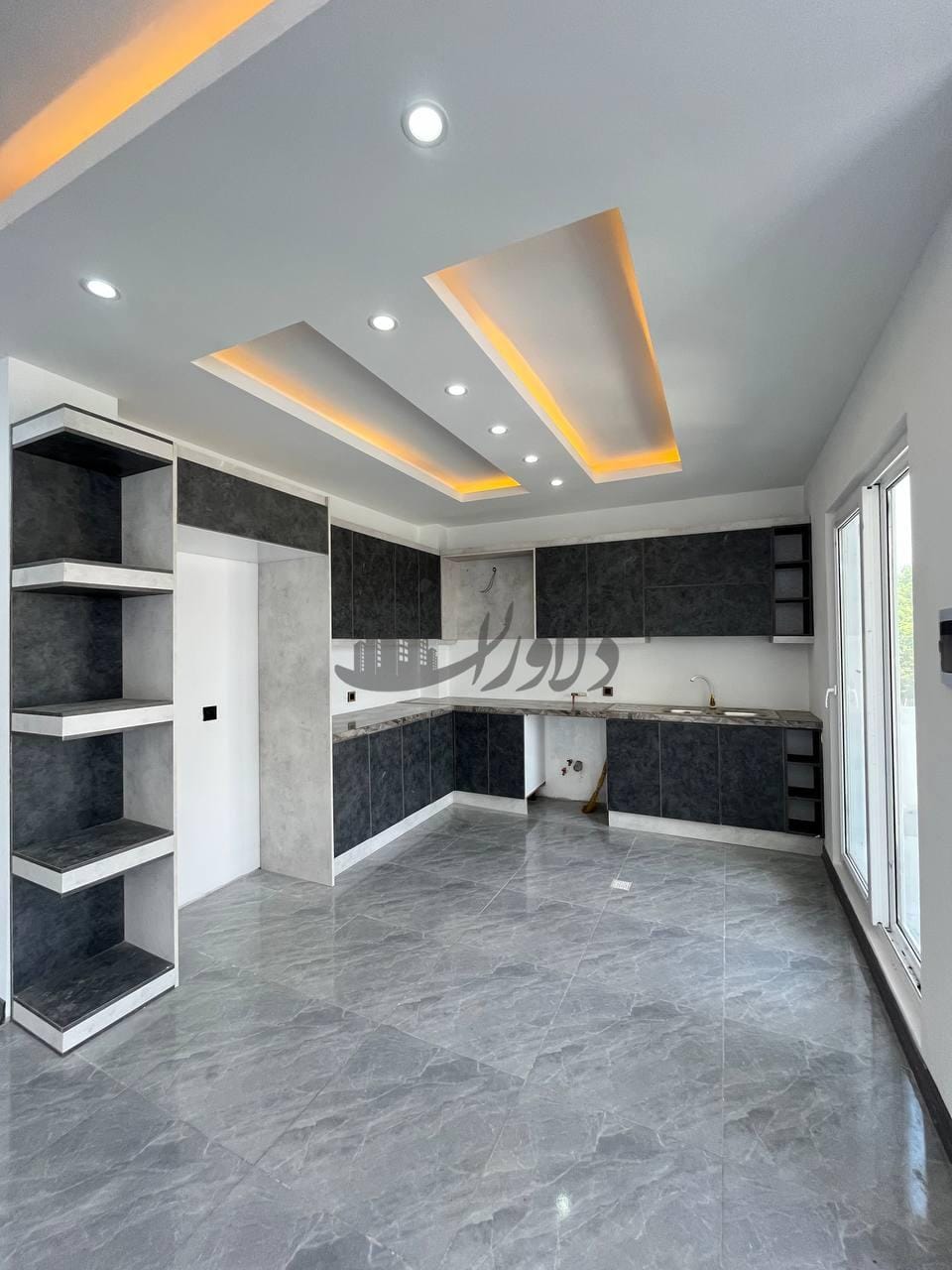 فروش ویلا در منطقه جنگلی