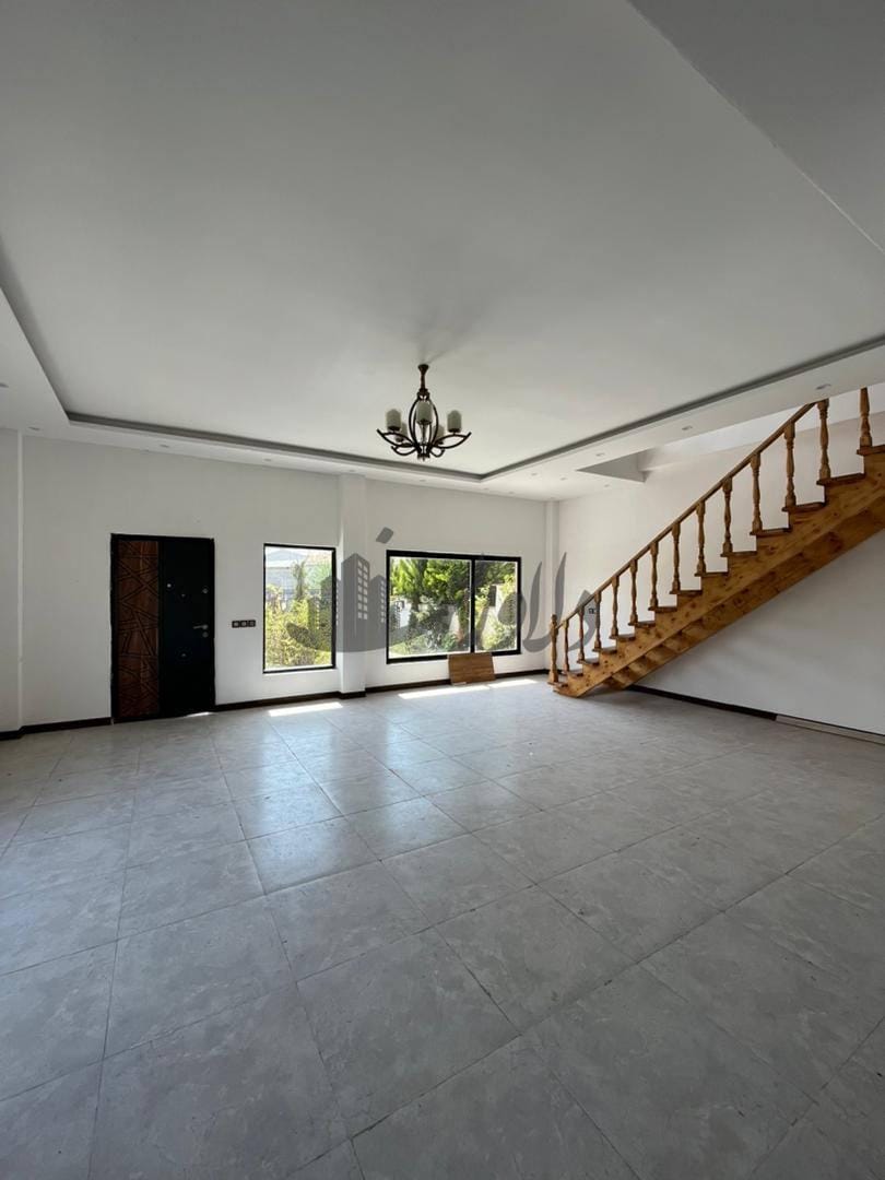 فروش ویلا دوبلگس استخردار جنگلی