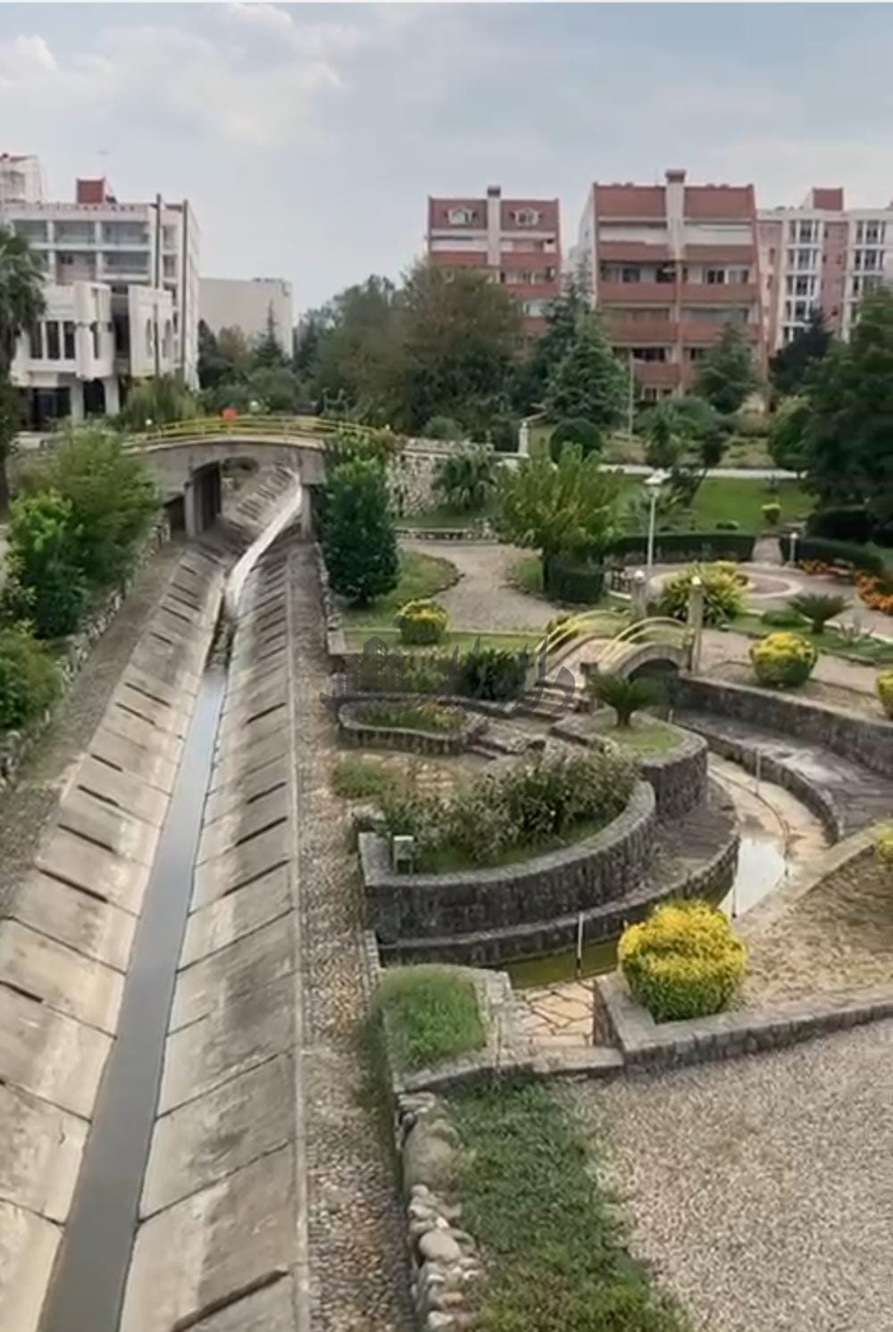 فروش یک واحد اپارتمان در شهرک بهارنارنج