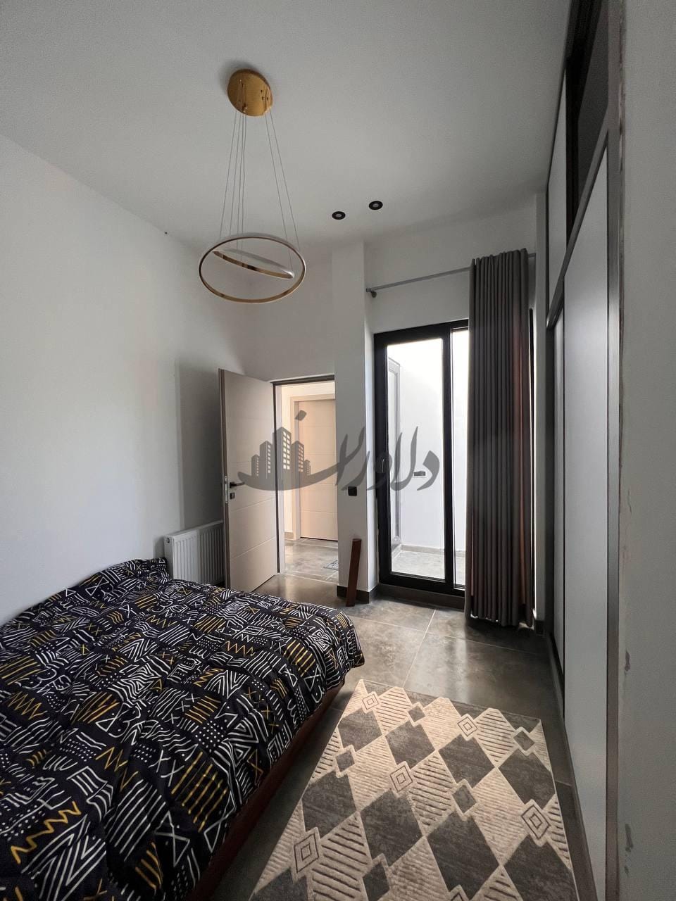 ویلا استخردار ساحلی سند تک برگ