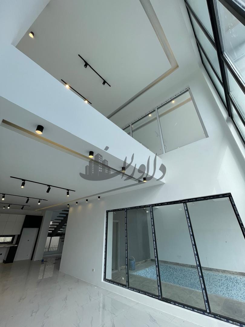 ویلا فروشی شهرکی وازیوار استخر دار