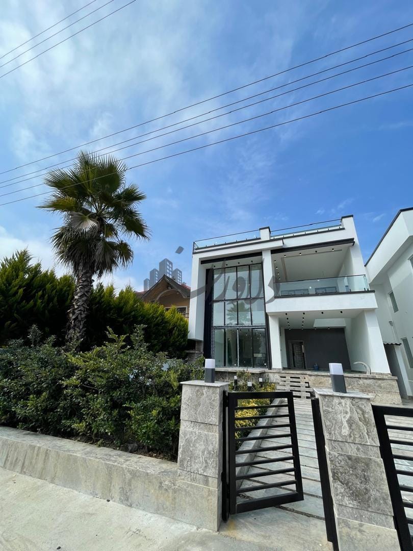 ویلا فروشی شهرکی وازیوار استخر دار