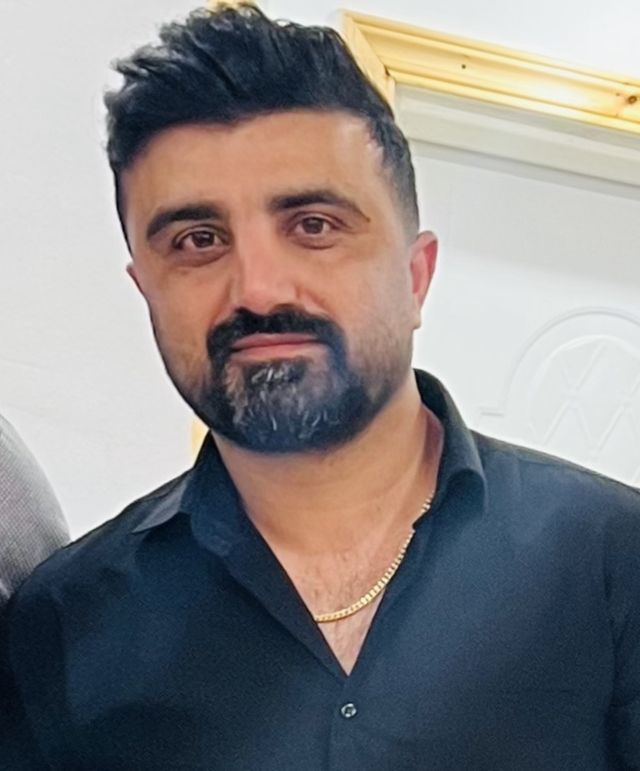 ایمان حسین زاده