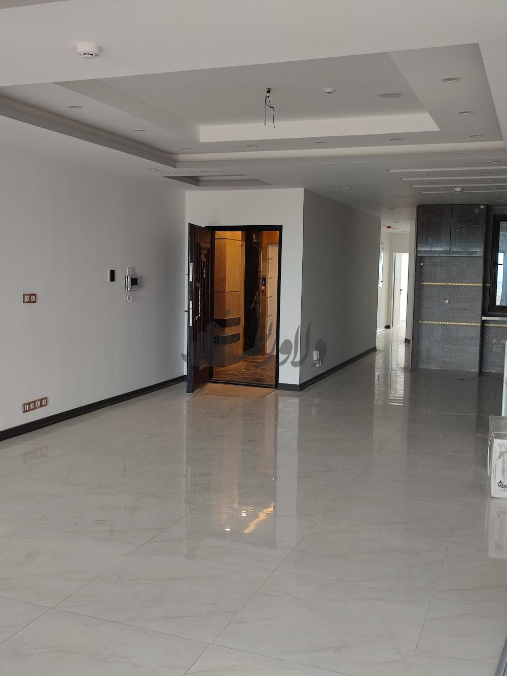 اجاره سالیانه آپارتمان ساحلی – طبقه ششم با ویوی بی‌نظیر در ایزدشهر