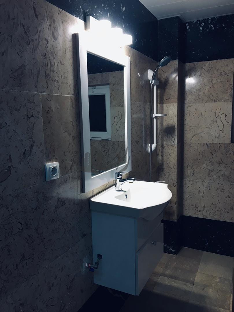 🏡 آپارتمان لوکس ۱۲۸ متری با ویوی جنگل و دریا | ایزدشهر برند 🌊🌲