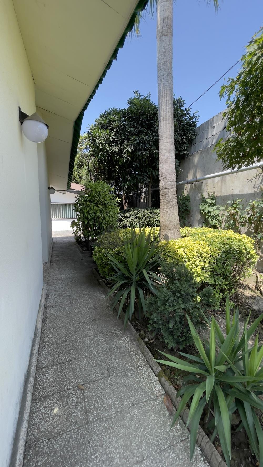 فروش ویلای شهرک ساحلی ۱۰۰ متری سنددار در ایزدشهر