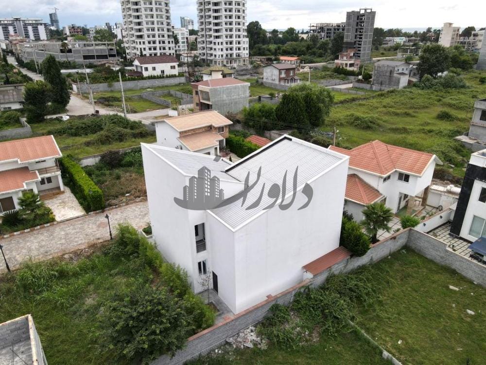 ویلای شهرکی استخردار