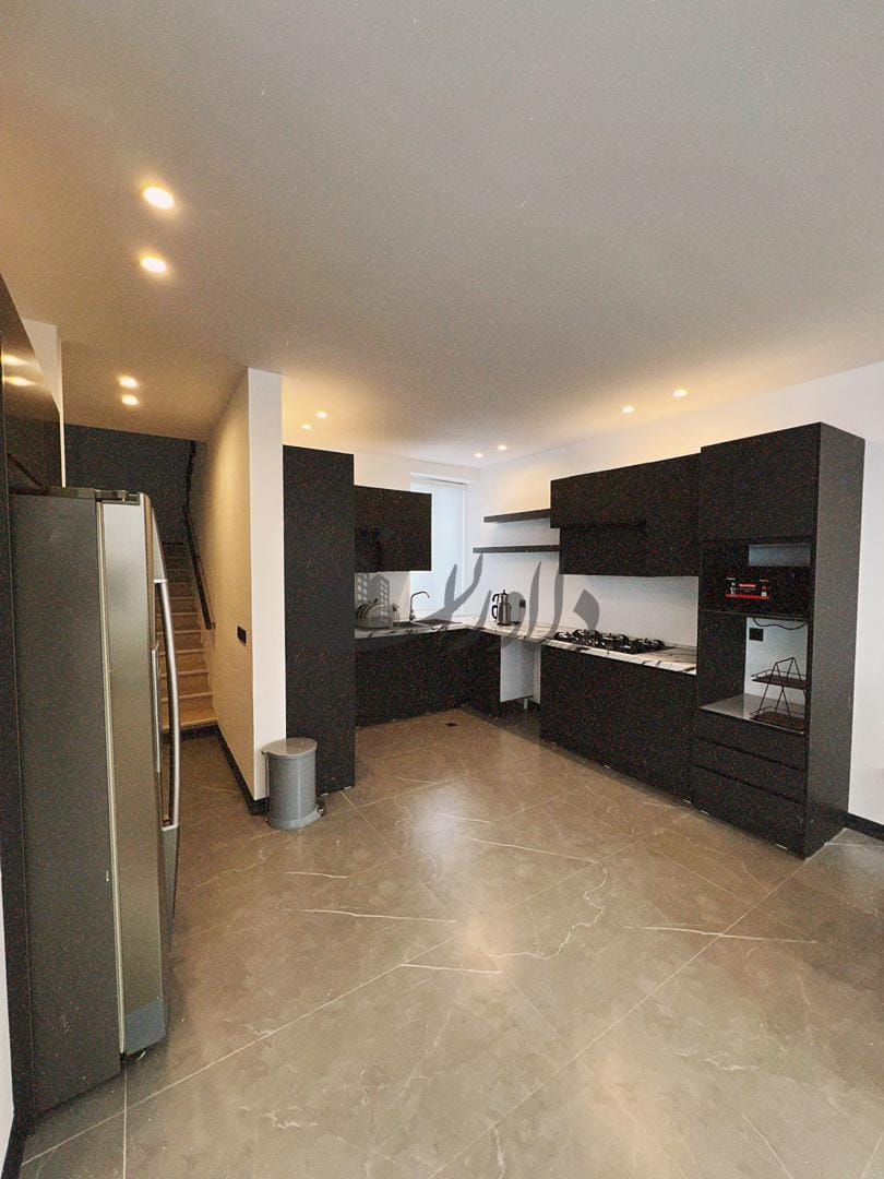 ویلای شهرکی استخردار