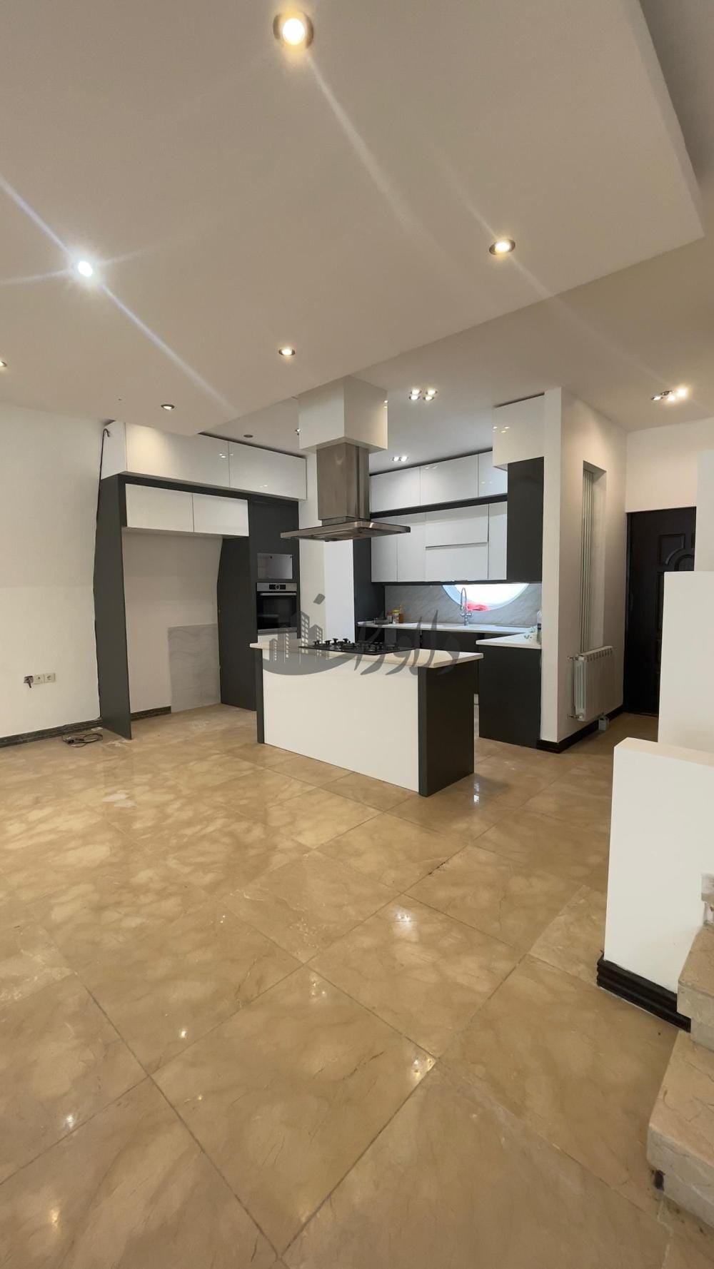 ویلای شهرکی مدرن تریبلکس ایزدشهر