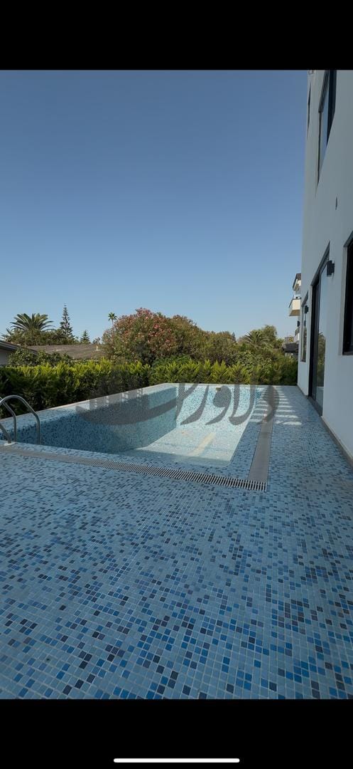 فروش ویلا مدرن شهرکی ساحلی با استخر اختصاصی