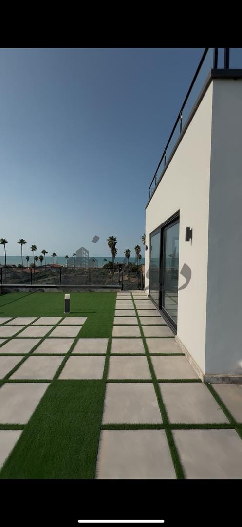 فروش ویلا مدرن شهرکی ساحلی با استخر اختصاصی