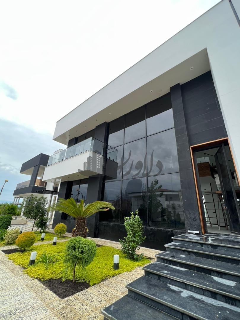 ویلا مدرن تاپ لوکیشن شهرکی ایزدسهر