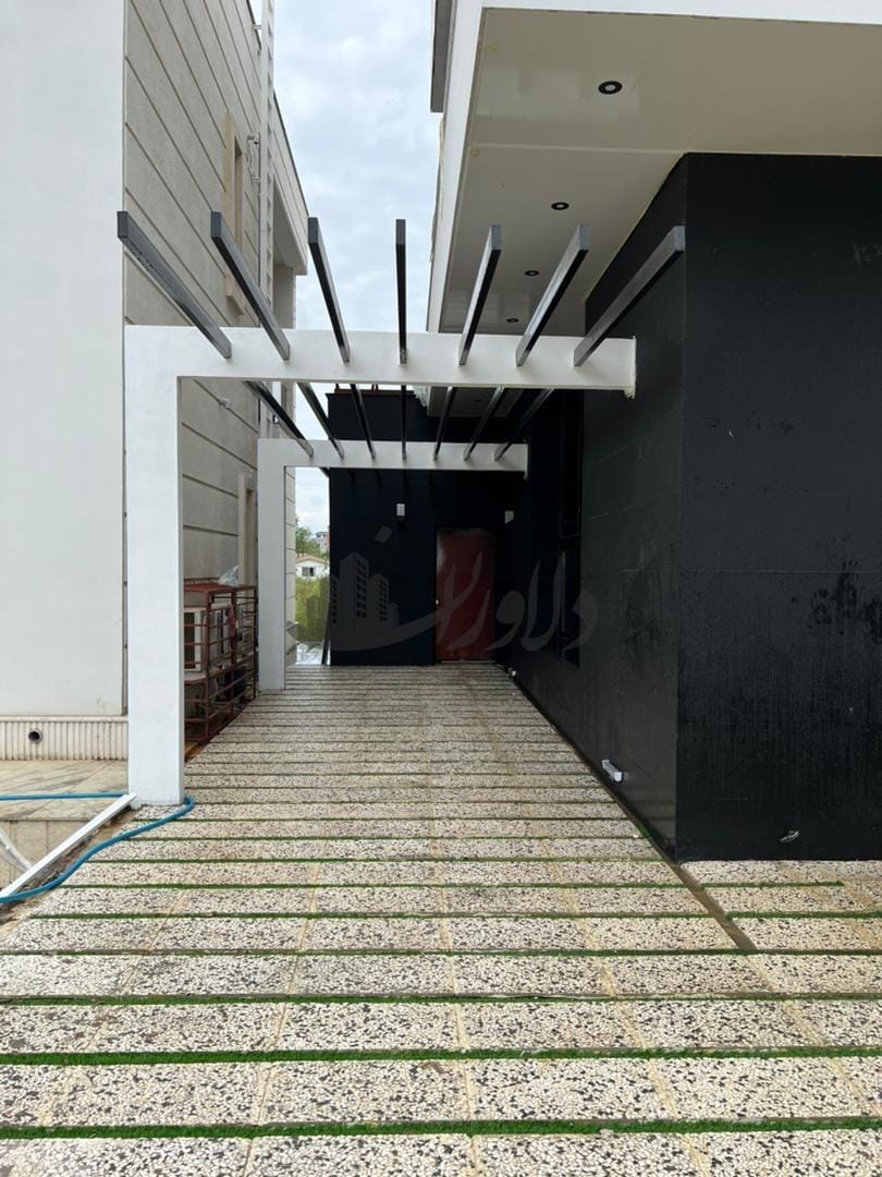 ویلا مدرن تاپ لوکیشن شهرکی ایزدسهر