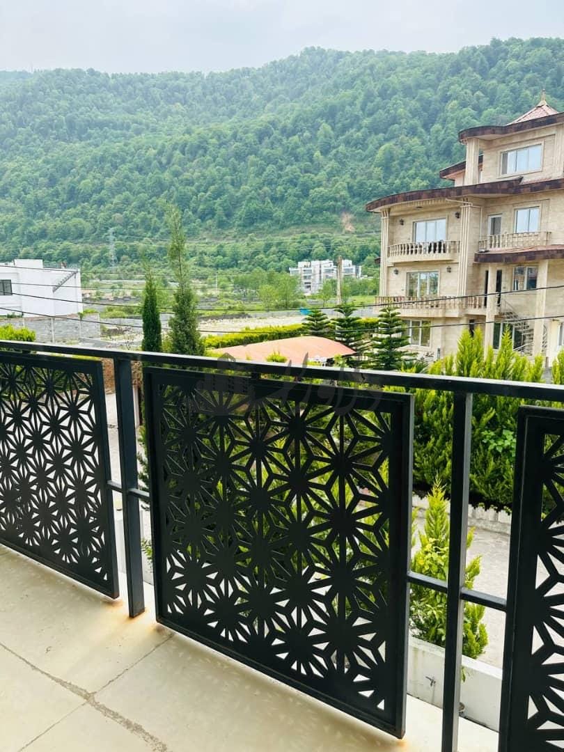 ویلا باغ_زیر قیمت با ویو بی نظیر جنگلی