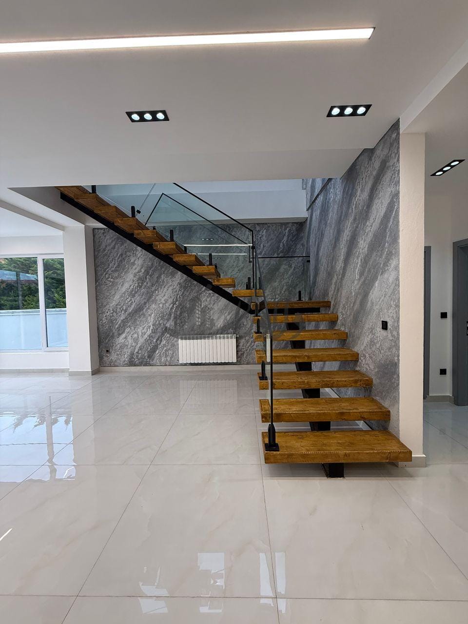 فرصت استثنایی برای خرید خانه لوکس شهرکی نخ شمال