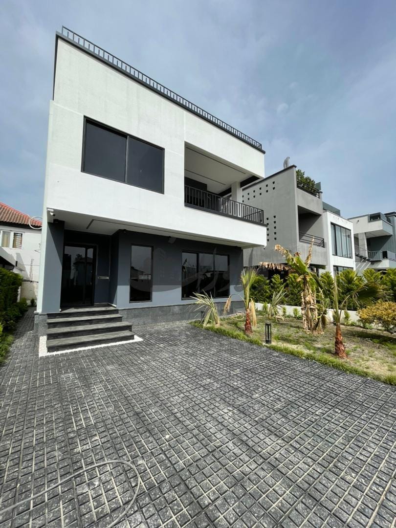 ویلا مدرن ۴ خواب مستر شهرکی