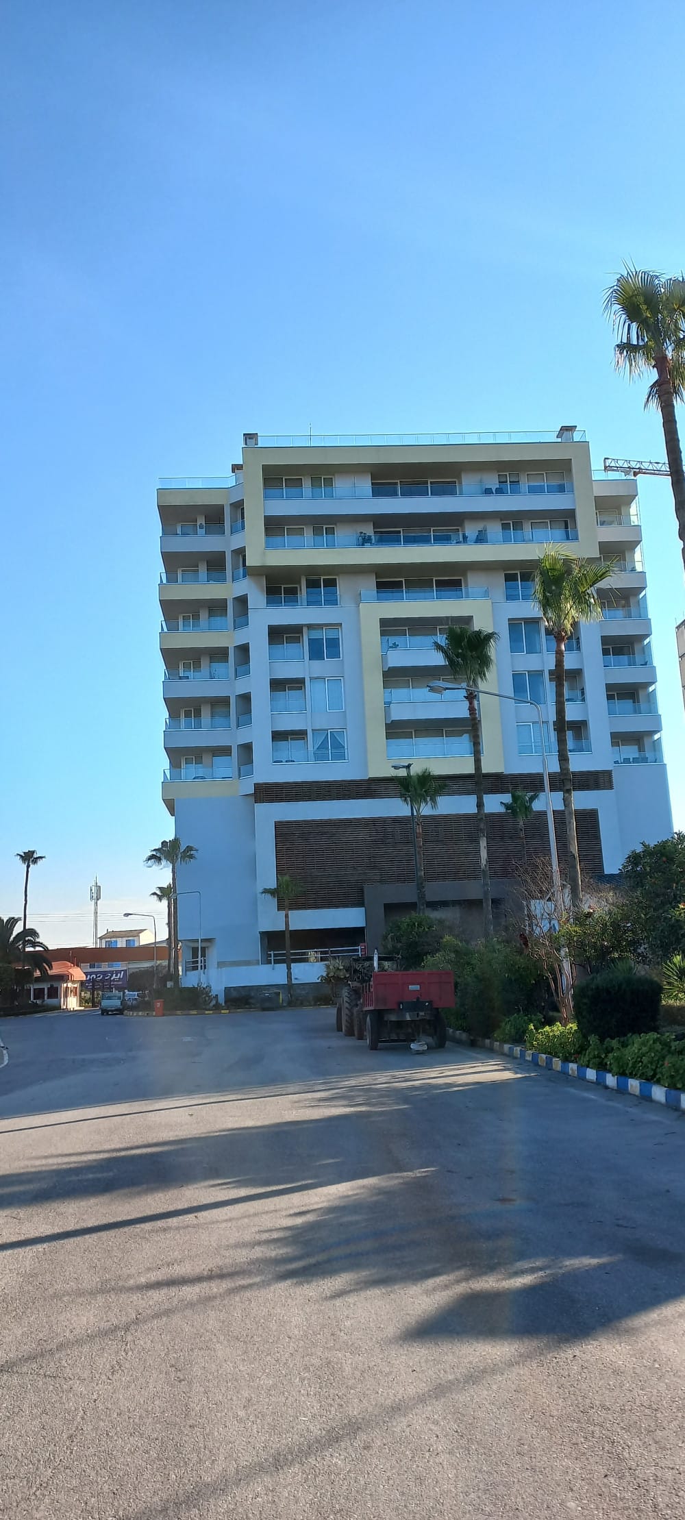 فروش و تهاتر واحد برج شهرک ساحلی برند ایزدشهر۱۲۰متر ایزدشهر
