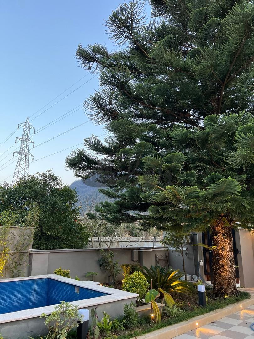 فروش و تهاتر ویلای استخردار ۲۲۰متر سنددار در نوشهر چلک