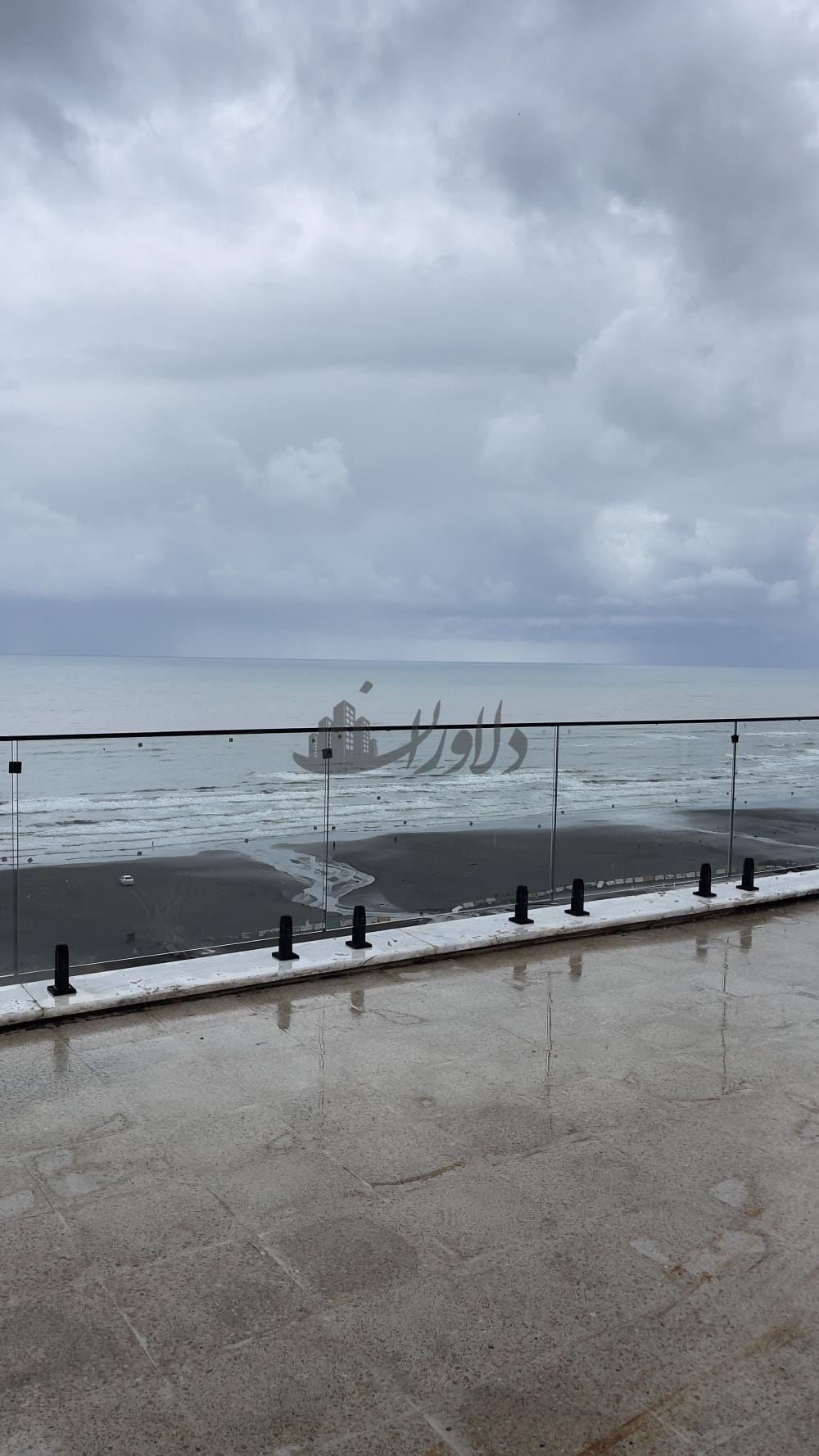 فروش آپارتمان نوساز ساحلی ۱۴۰ متری در ایزدشهر