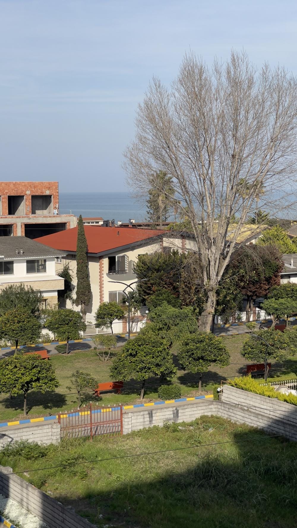 فروش و‌تهاتر آپارتمان شهرک ساحلی 147 متر نوساز در ایزدشهر