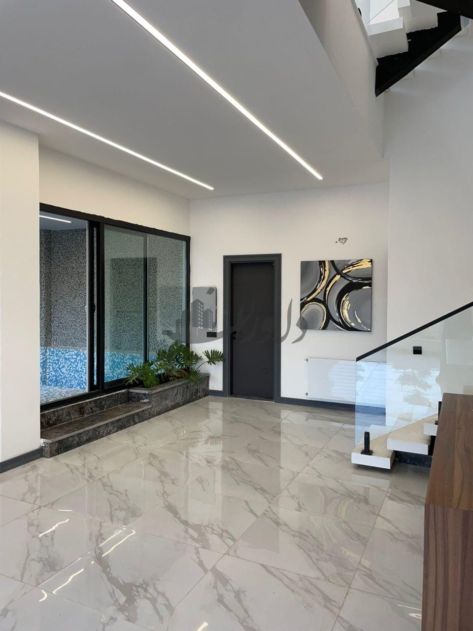 ویلا نوساز استخردار متریال عالی