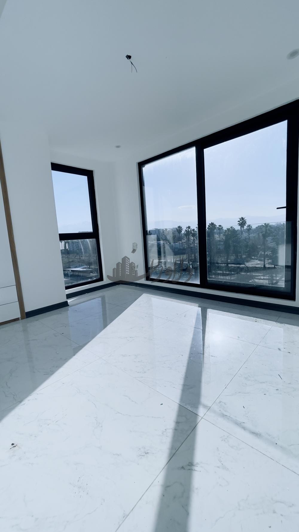 فروش و تهاتر برج ساحلی قواره دوم دریا ۱۱۴ متری در ایزدشهر