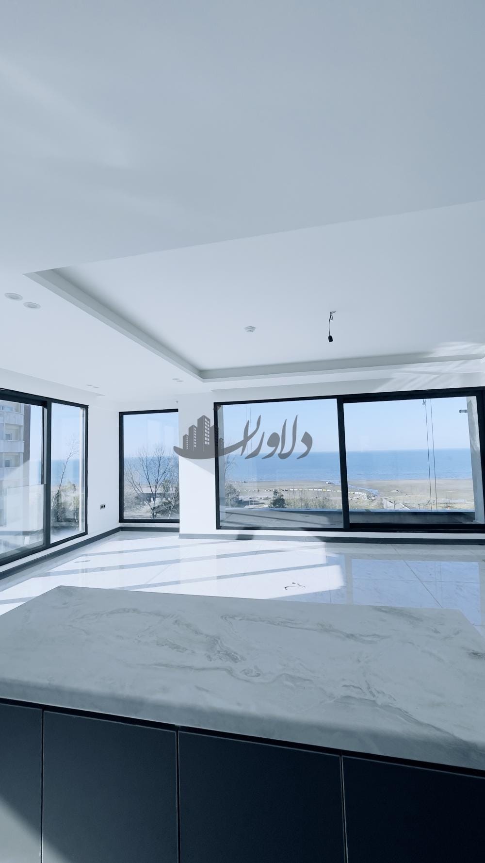 فروش و تهاتر برج ساحلی قواره دوم دریا ۱۱۴ متری در ایزدشهر