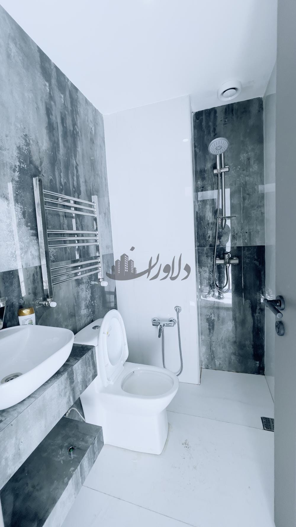 فروش و تهاتر برج ساحلی قواره دوم دریا ۱۱۴ متری در ایزدشهر