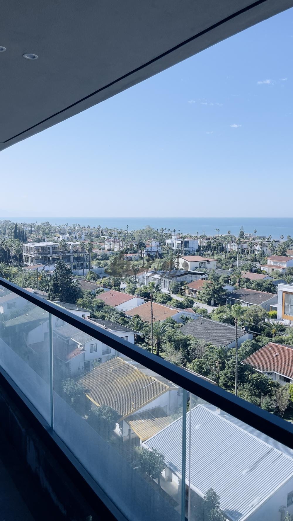 فروش و تهاتر برج ساحلی ۱۹۰متری نوساز در ایزدشهر