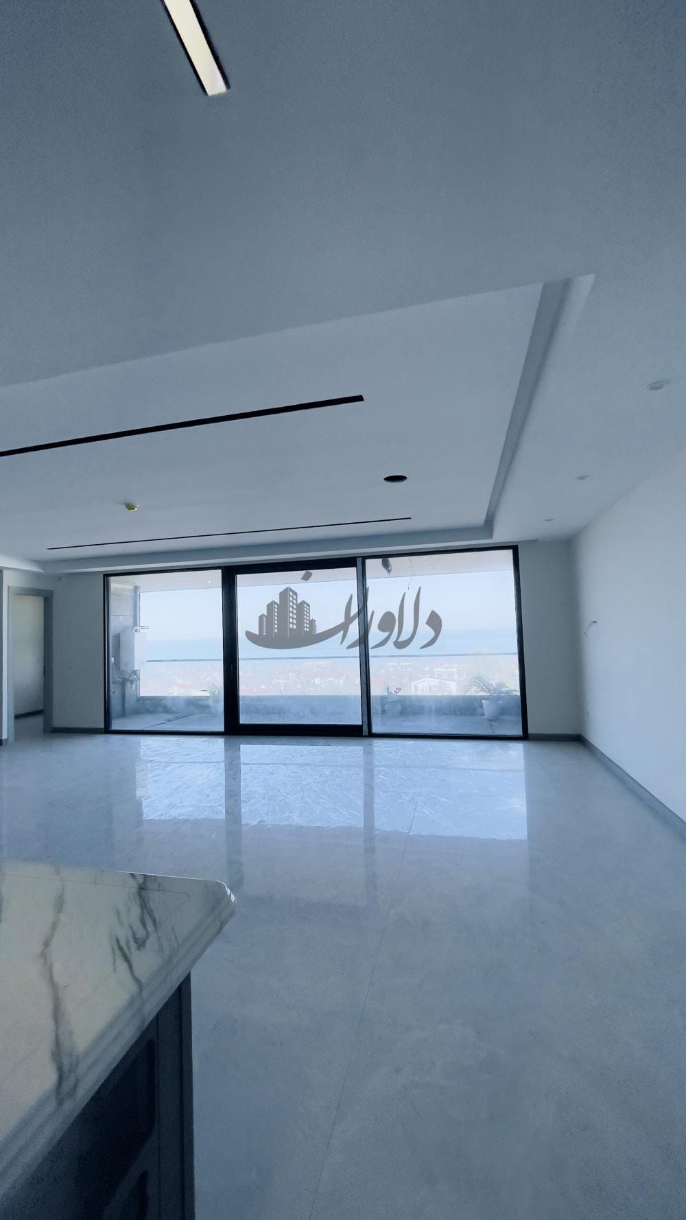 فروش و تهاتر برج ساحلی ۱۹۰متری نوساز در ایزدشهر