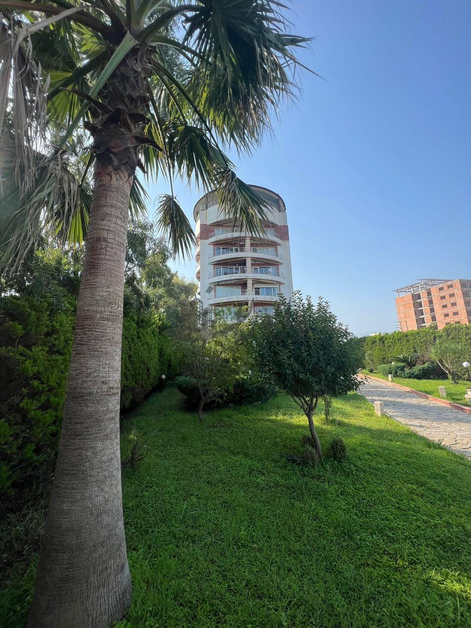 برج ساحلی ویو ابدی دریا استخر رو به ساحل