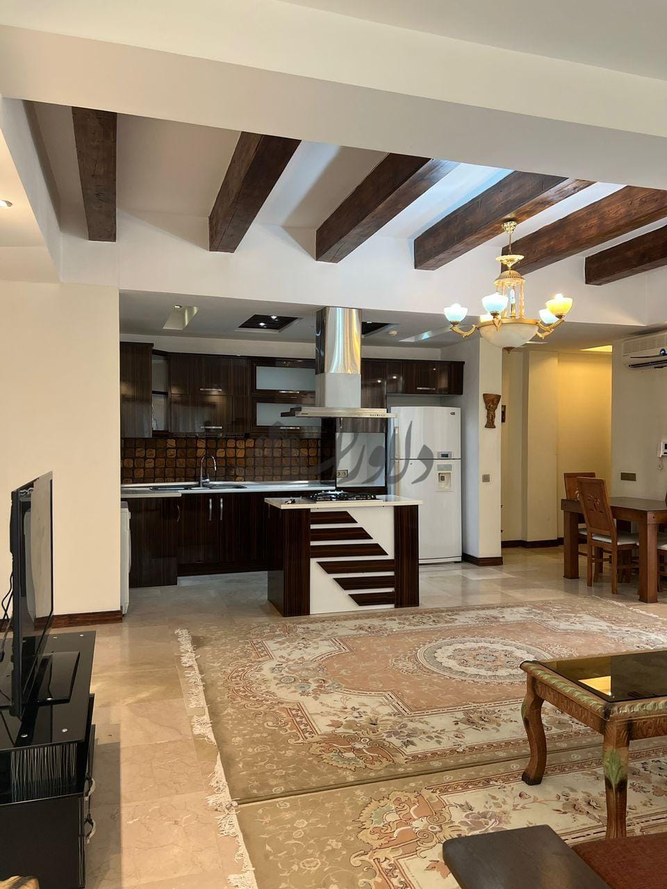 برج ساحلی ویو ابدی دریا استخر رو به ساحل