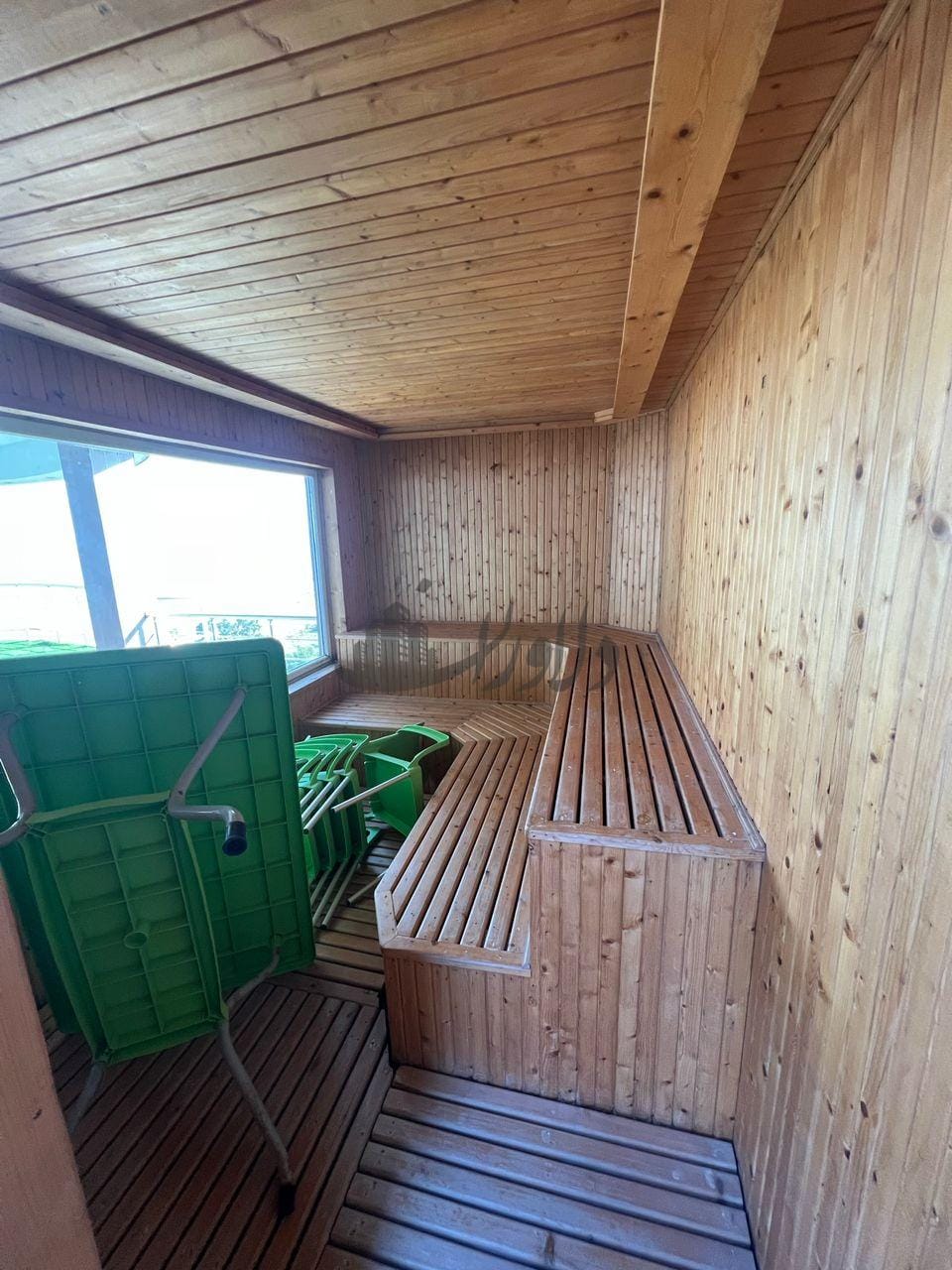 برج ساحلی ویو ابدی دریا استخر رو به ساحل