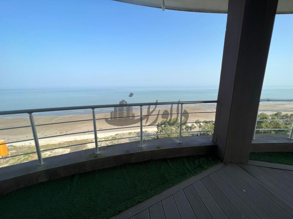 برج ساحلی ویو ابدی دریا استخر رو به ساحل