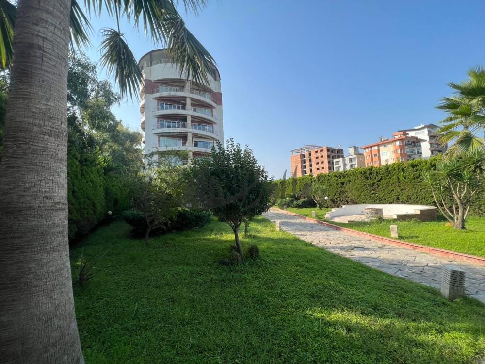 برج ساحلی ویو ابدی دریا استخر رو به ساحل