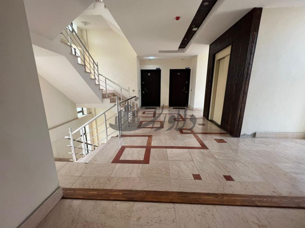 برج ساحلی ویو ابدی دریا استخر رو به ساحل