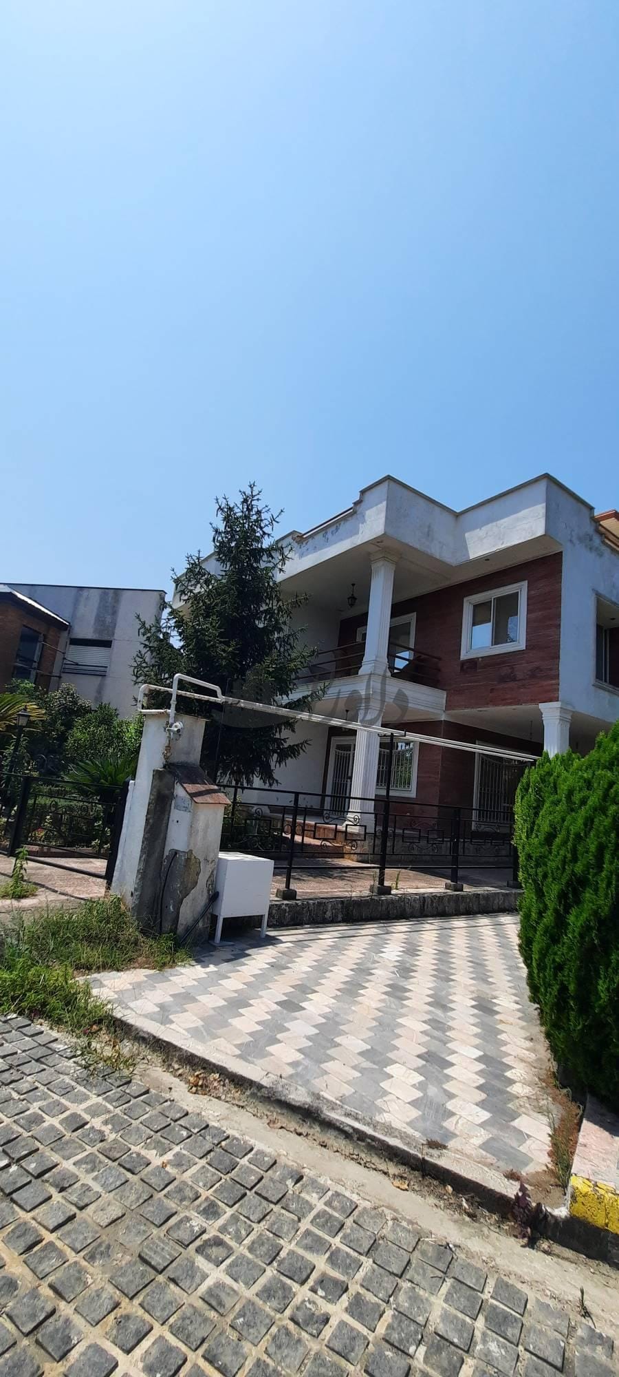 اجاره سالانه ویلای مبله شهرکی ساحلی