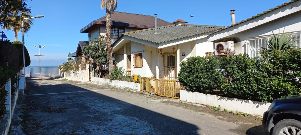 فروش و تهاترویلای کلنگی شهرک ساحلی ۲۲۵متر در ایزدشهر