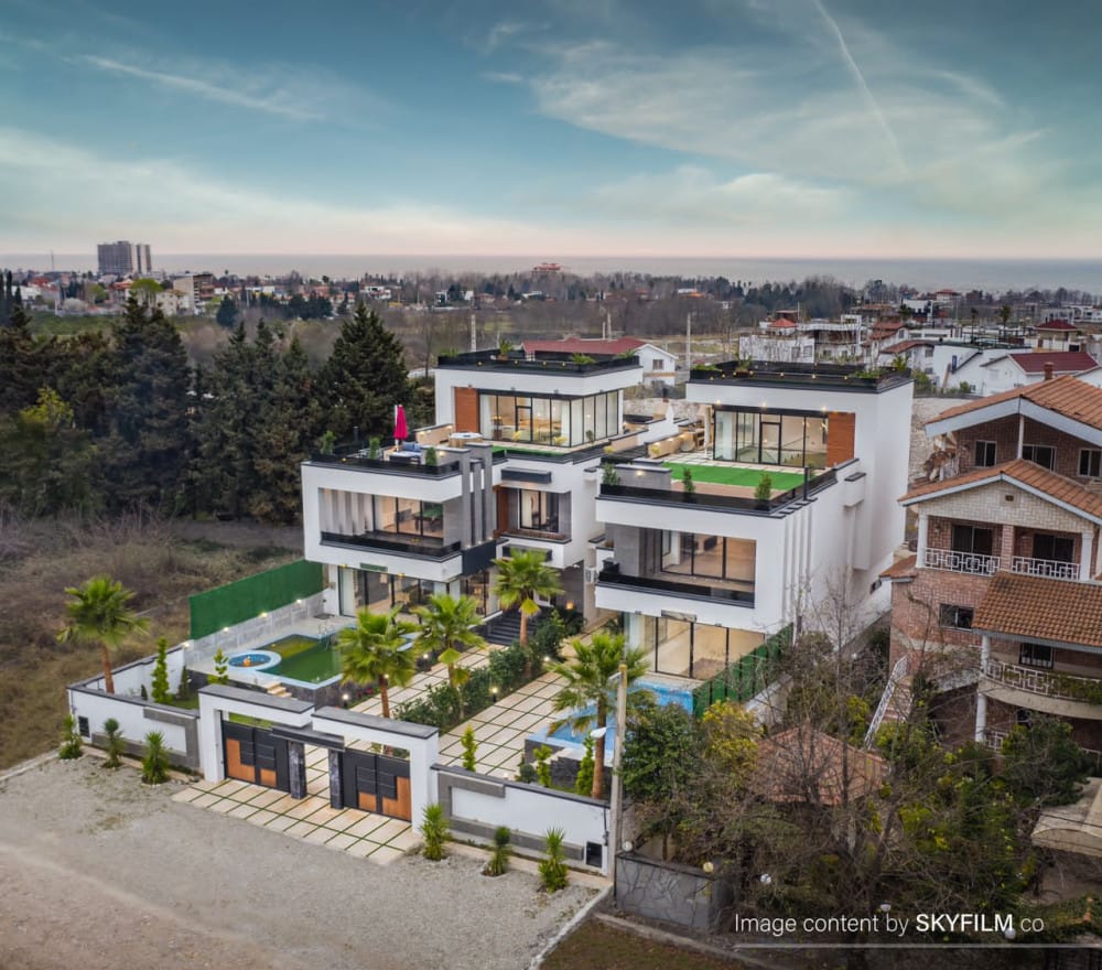 ویلا مدرن لاکچری  استخردار ۴۷۶ متر بنا منطقه سیسنگان