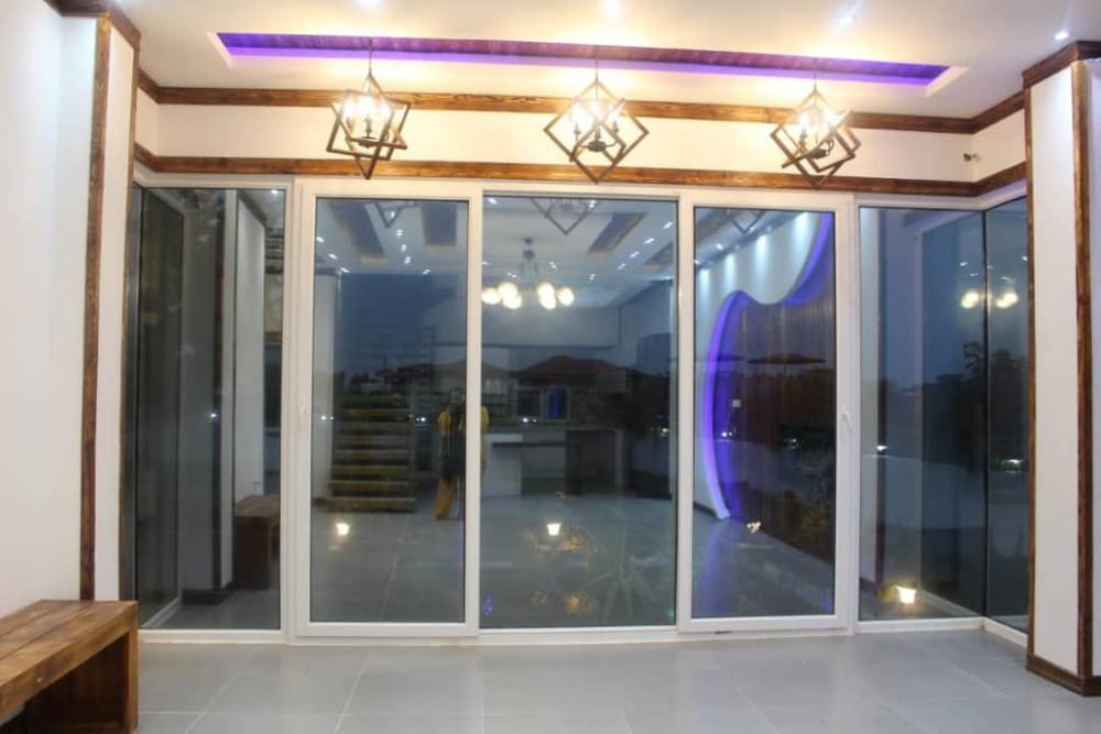 فروش ویلای دوبلکس نمای مدرن ۲۰۰ متر زمین منطقه رویان