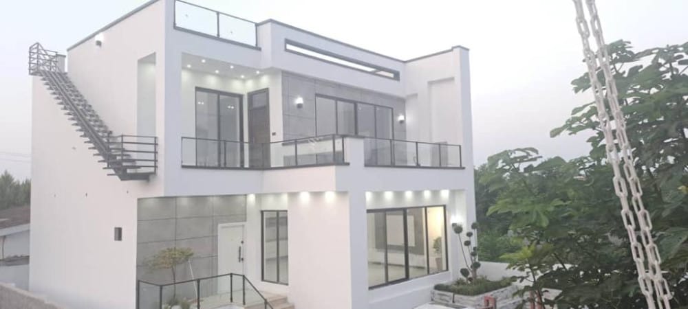 ویلای مدرن استخردار روف گاردن سیسنگان